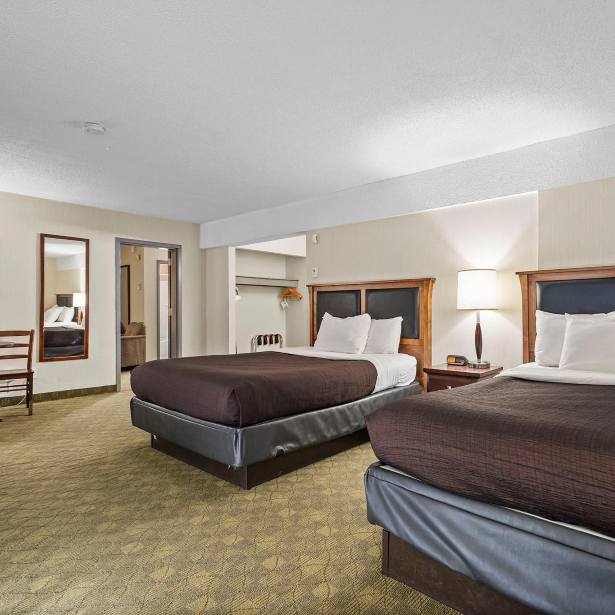 Travelodge Hotel By Wyndham Saskatoon Exterior foto