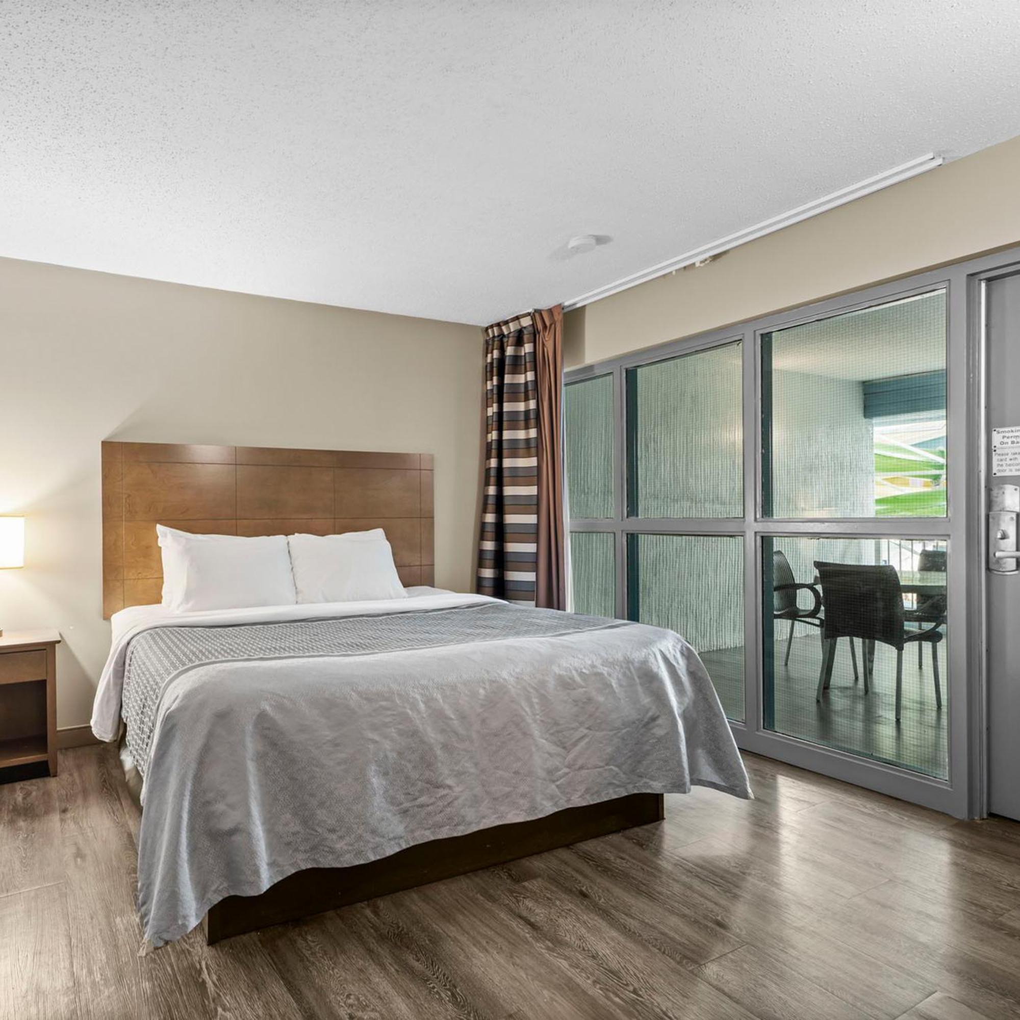 Travelodge Hotel By Wyndham Saskatoon Exterior foto