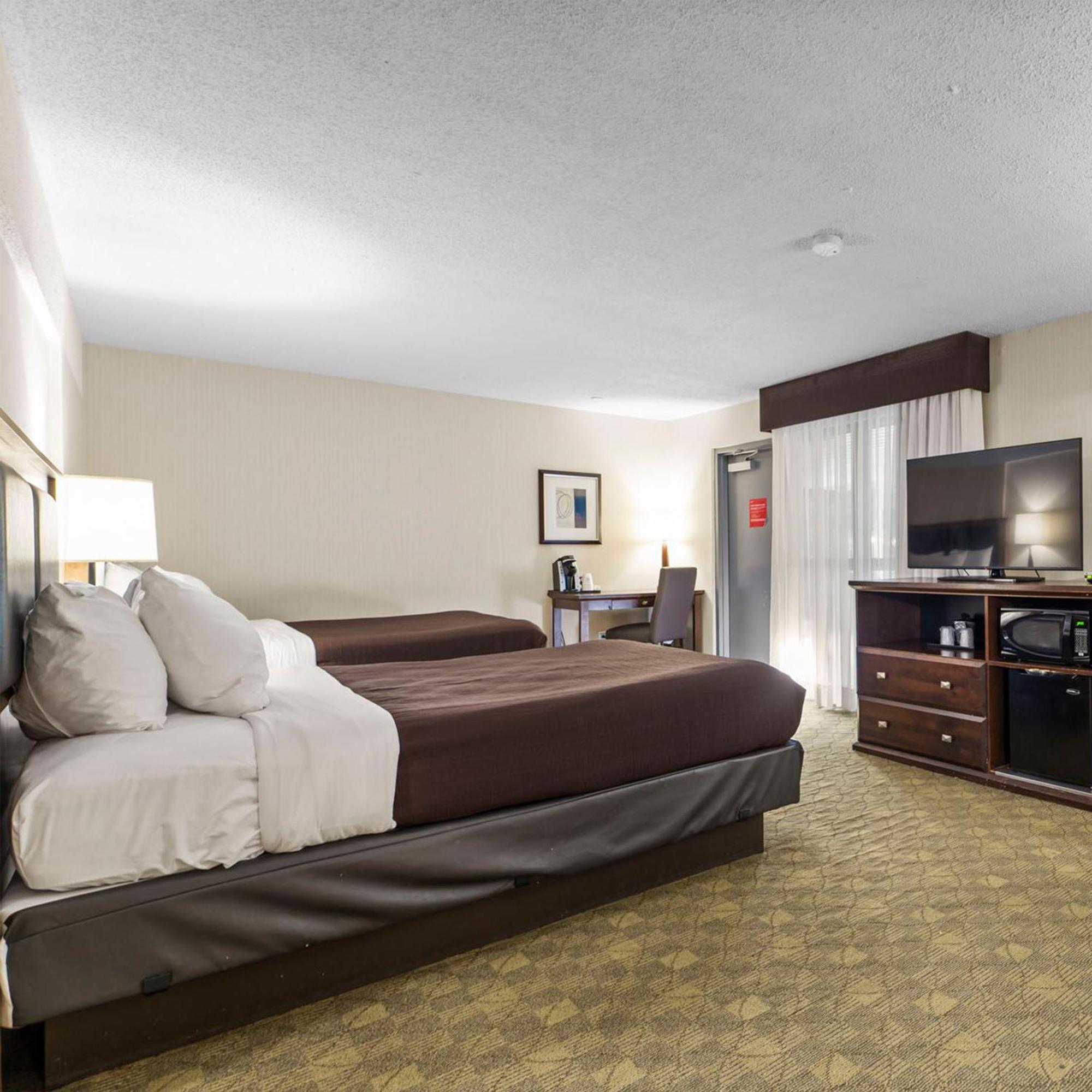 Travelodge Hotel By Wyndham Saskatoon Exterior foto